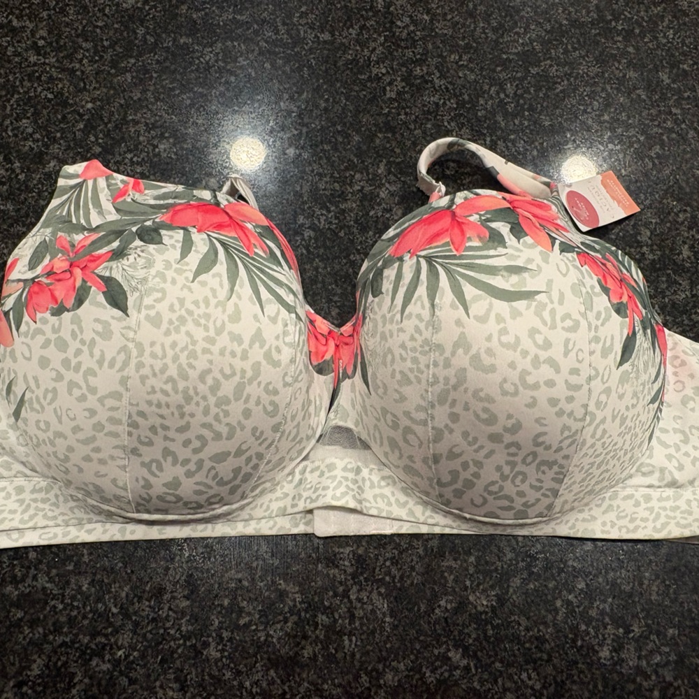 Cacique Floral Print Women's Bra -size 54C